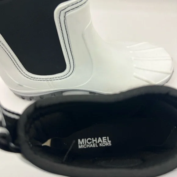 Michael Kors White and Black Boots NWOB - Picture 4 of 8